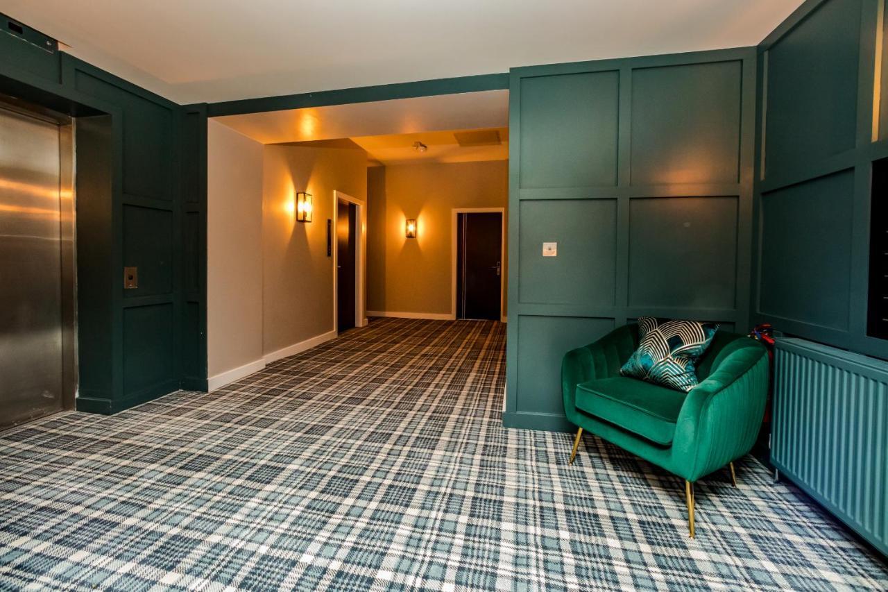 הודרספילד Stay Hotel מראה חיצוני תמונה
